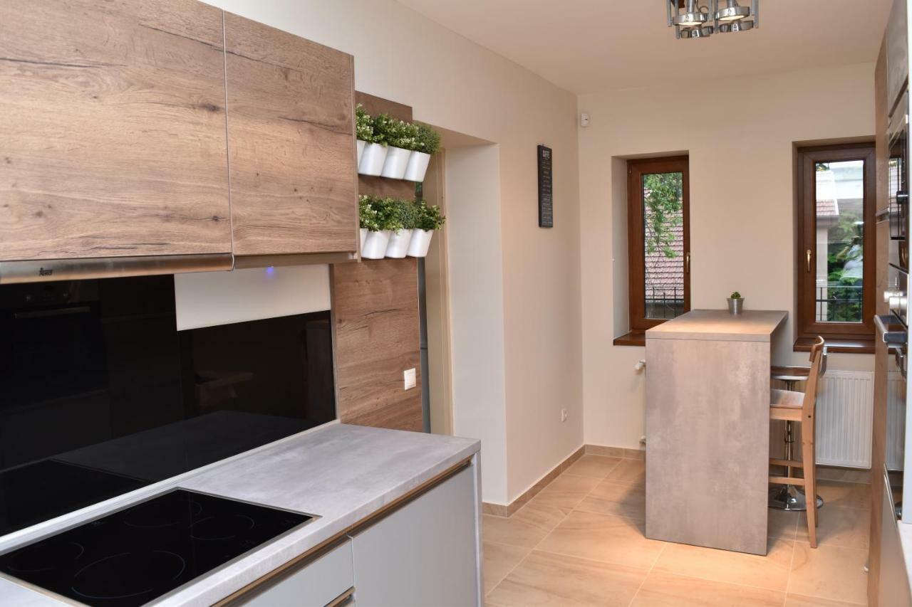 Fenyo Apartman Miskolctapolca المظهر الخارجي الصورة
