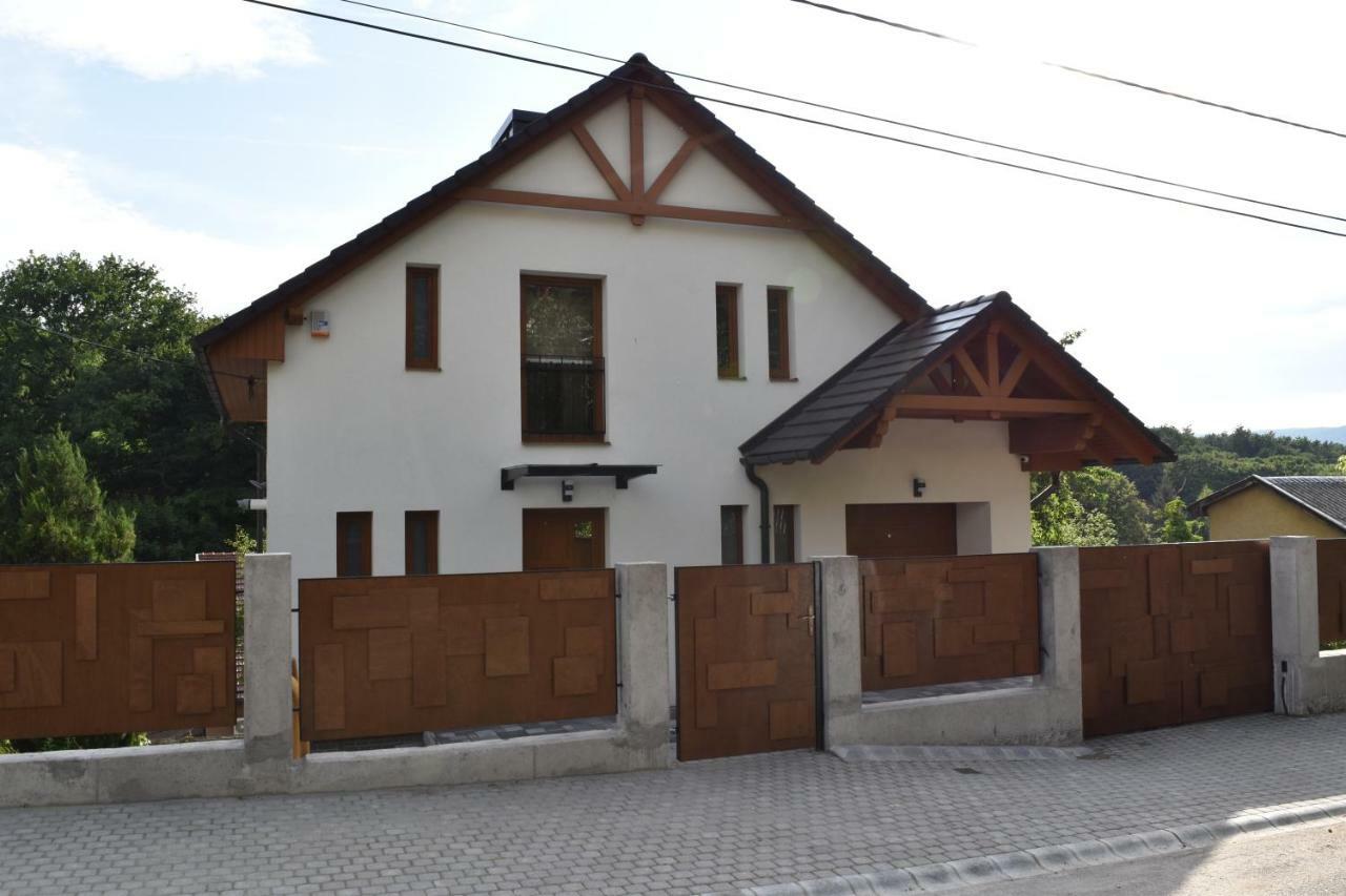Fenyo Apartman Miskolctapolca المظهر الخارجي الصورة